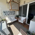Lovely Double Bedroom For Women Only In Marbella Center Habitación en casa particular