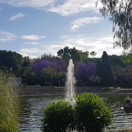 Double In Center Women Only 马尔韦利亚