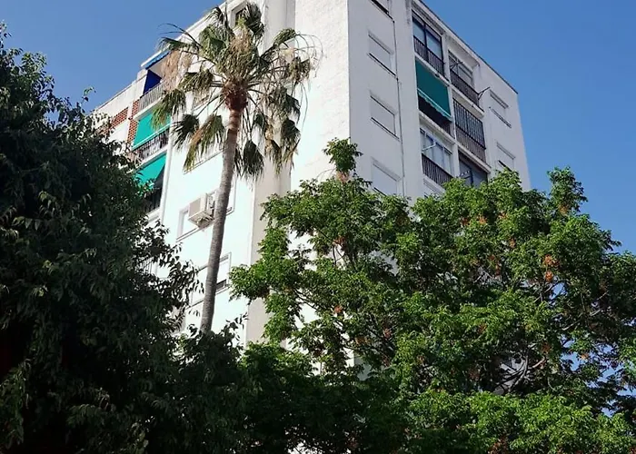 Lovely Double Bedroom For Women Only In Marbella Center * 마르베야
